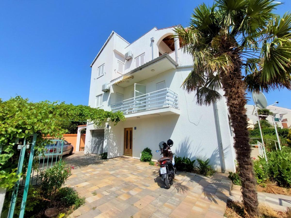 Apartments Neva & Neva Beach House Срима Экстерьер фото